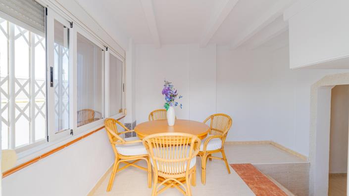 Image No.7-4 Bed Chalet for sale