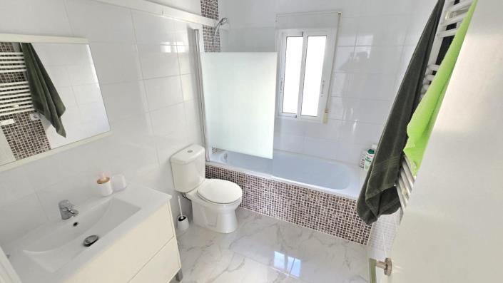 Image No.9-2 Bed Penthouse for sale