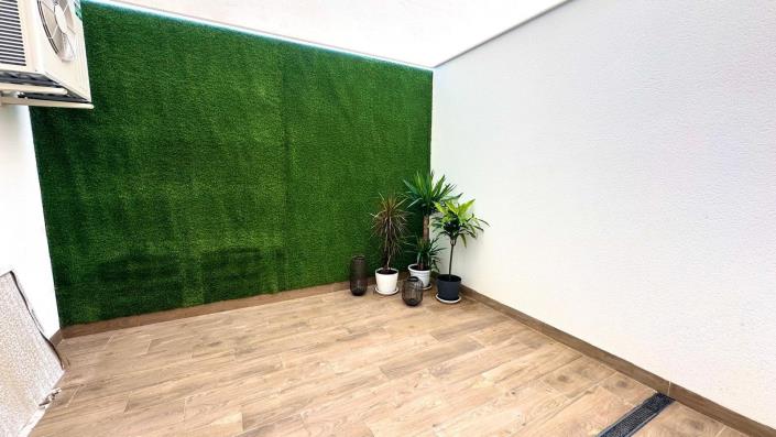 Image No.44-2 Bed Apartment for sale