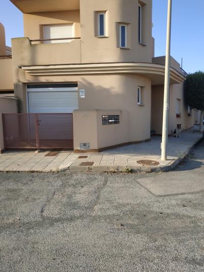 Image No.5-3 Bed Villa for sale