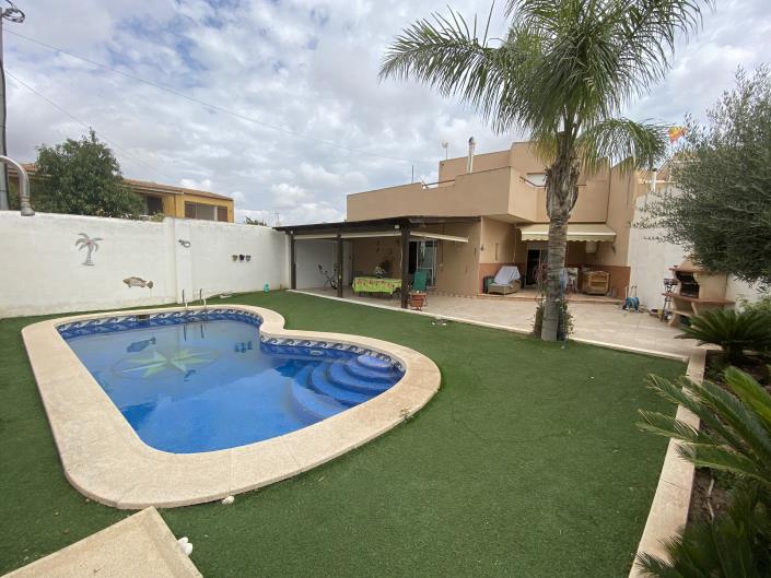 Image No.3-3 Bed Villa for sale