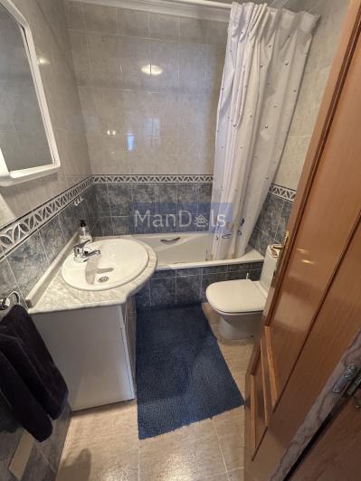 Image No.30-5 Bed Villa / Detached for sale