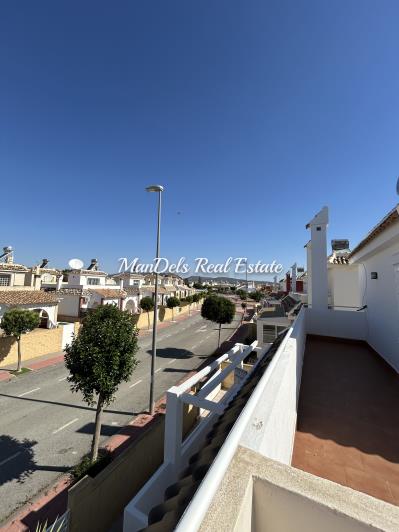 Image No.47-5 Bed Semi-Detached for sale