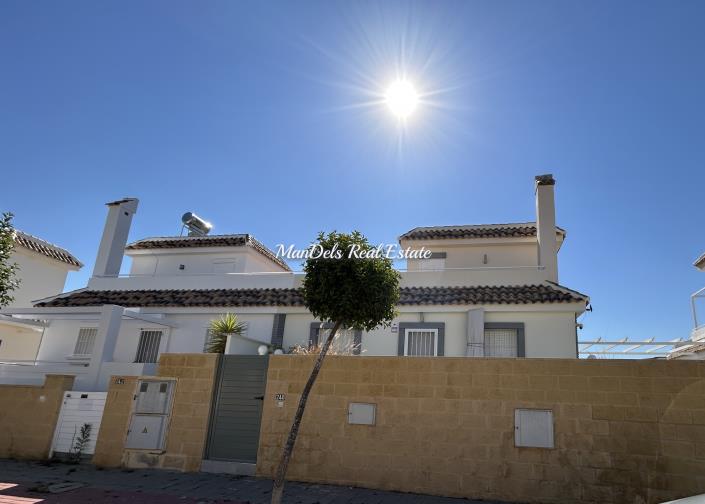 Image No.3-5 Bed Semi-Detached for sale