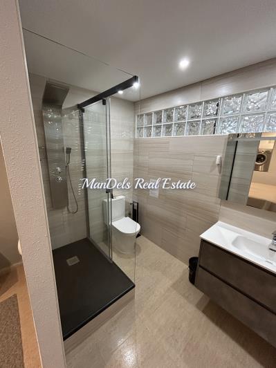 Image No.42-5 Bed Semi-Detached for sale