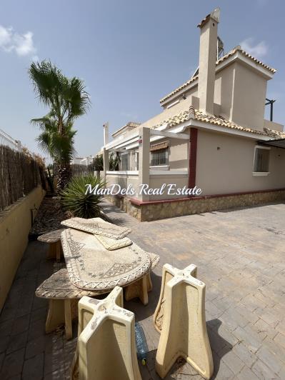 Image No.12-2 Bed Semi-Detached for sale