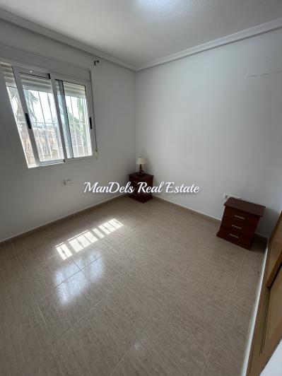 Image No.22-2 Bed Semi-Detached for sale