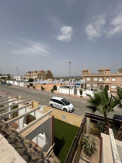 Image No.43-2 Bed Semi-Detached for sale