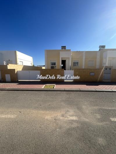 Image No.11-Jumelé de 2 chambres à vendre à Sierra Golf