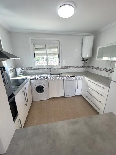 Image No.13-2 Bed Semi-Detached for sale