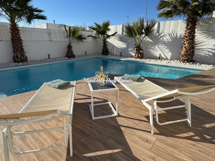 Image No.19-1 Bed Semi-Detached for sale