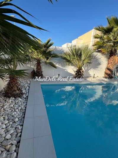 Image No.14-1 Bed Semi-Detached for sale