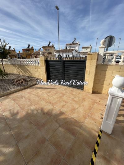 Image No.6-2 Bed Villa / Detached for sale