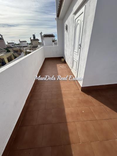 Image No.42-2 Bed Villa / Detached for sale