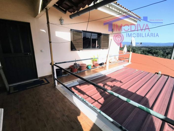 Image No.3-Maison de 3 chambres à vendre à Pedrógão Grande