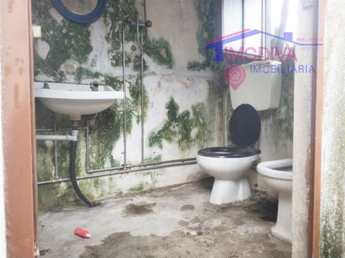 Image No.19-3 Bed House for sale