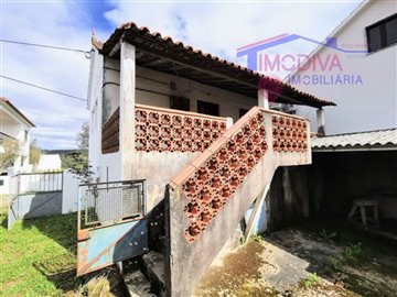 1 - Figueiró dos Vinhos, House