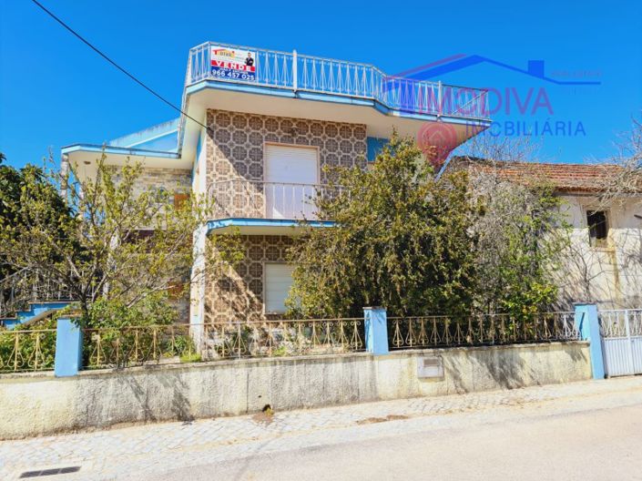 Image No.2-Maison de 5 chambres à vendre à Ansião