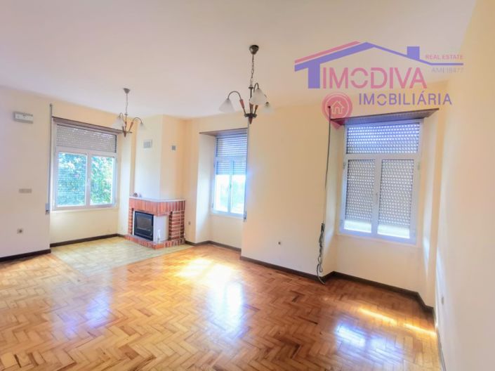 Image No.7-Maison de 3 chambres à vendre à Figueiró dos Vinhos