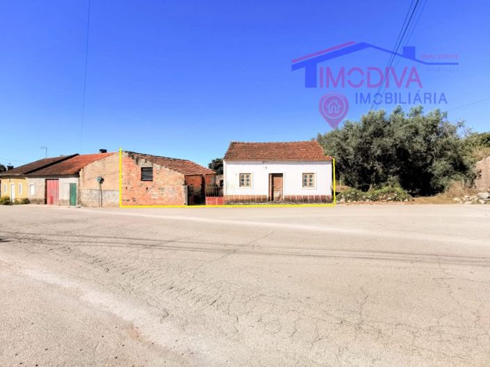 Image No.26-4 Bed House for sale