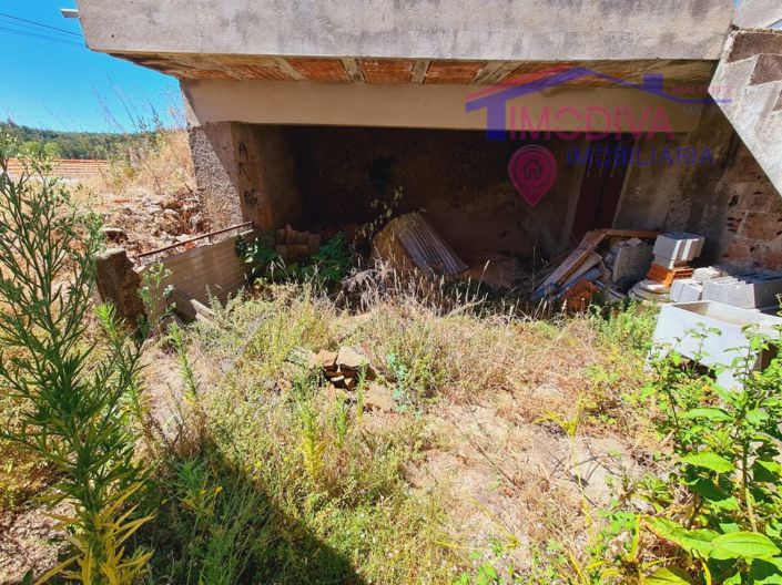 Image No.21-3 Bed House for sale