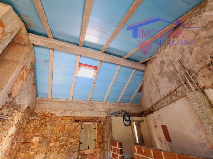 Image No.8-3 Bed House for sale