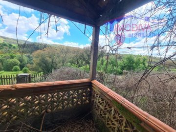 id44389b01-0000-0500-0000-00001590e936