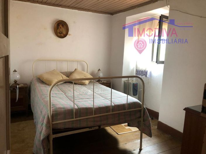 Image No.13-2 Bed House for sale