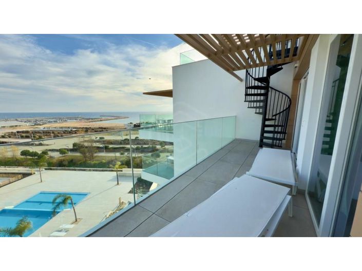 Image No.28-2 Bed Apartment for sale