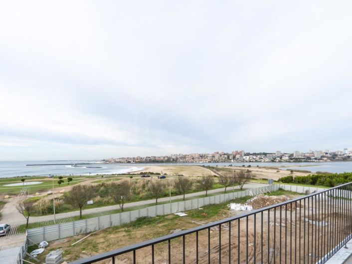 Image No.19-4 Bed Apartment for sale