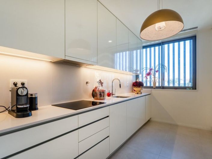 Image No.14-3 Bed Apartment for sale