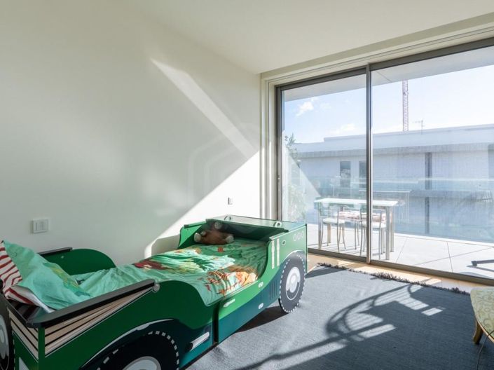 Image No.23-3 Bed Apartment for sale