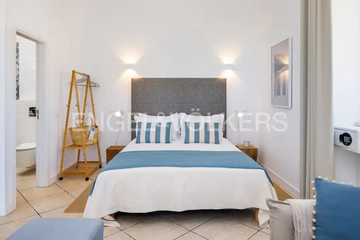 Image No.22-4 Bed House for sale