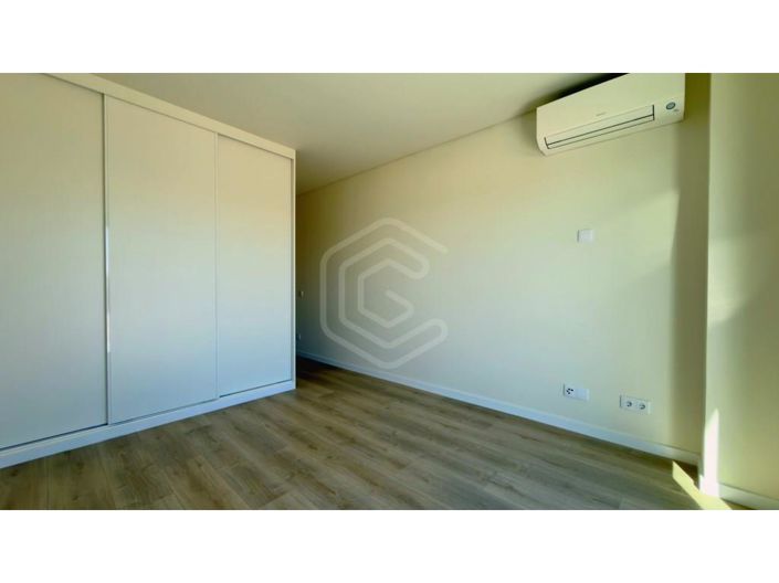 Image No.23-Maison de 4 chambres à vendre à Montenegro