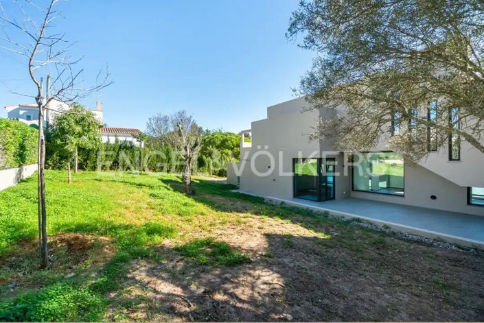 Image No.47-4 Bed House for sale