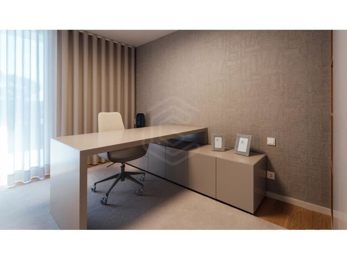 Image No.17-3 Bed Apartment for sale