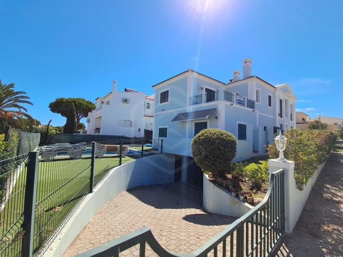 Image No.3-Maison de 4 chambres à vendre à Loule