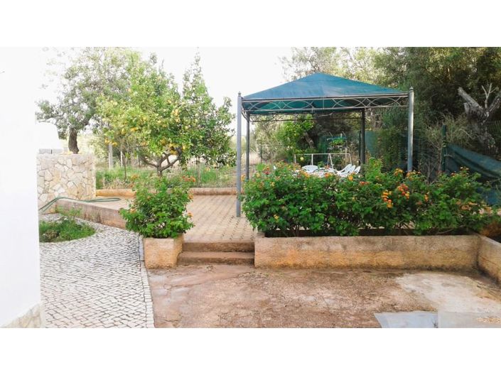 Image No.2-Maison de 2 chambres à vendre à Lagos