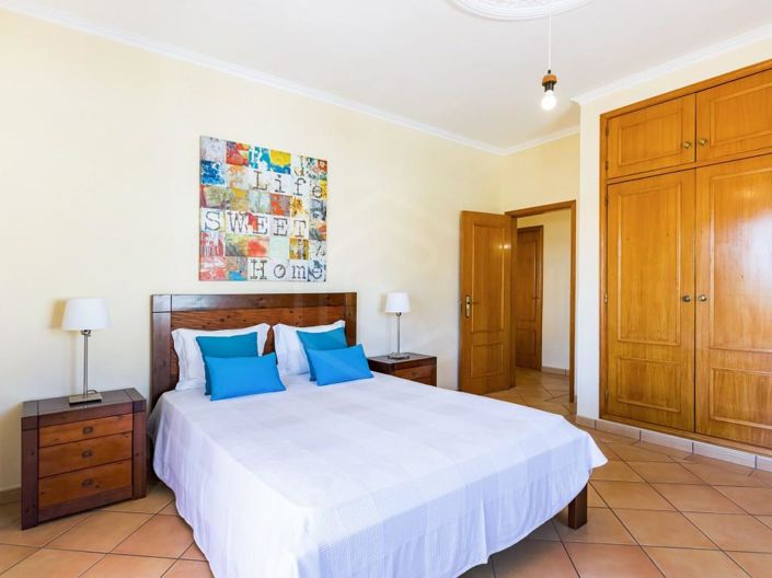 Image No.12-Maison de 4 chambres à vendre à Loule