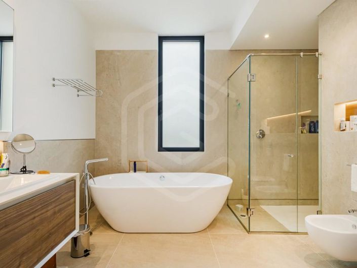 Image No.15-3 Bed Apartment for sale