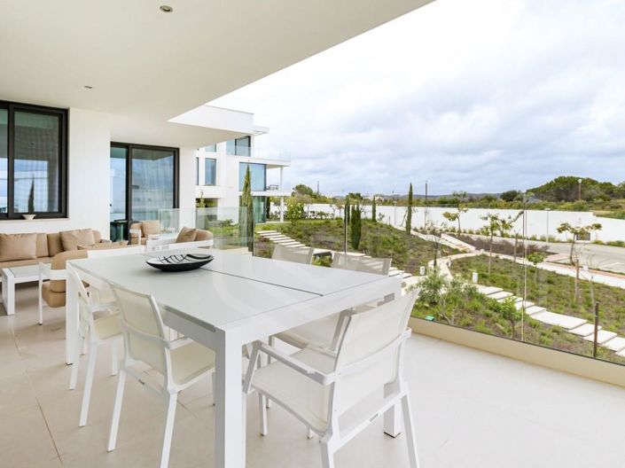 Image No.24-3 Bed Apartment for sale