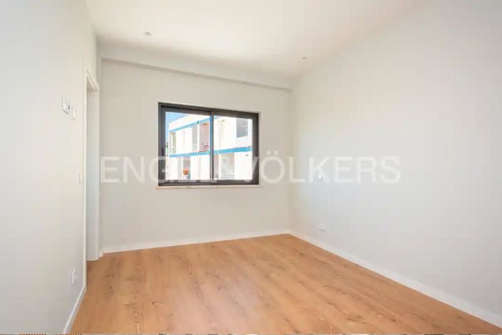 Image No.21-4 Bed Apartment for sale