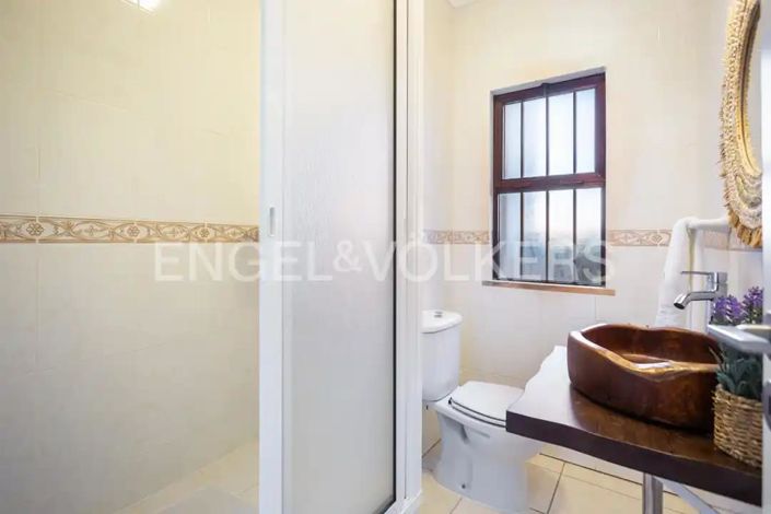 Image No.22-5 Bed House for sale