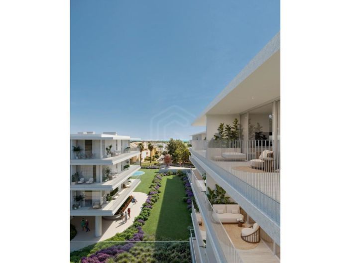 Image No.8-4 Bed Apartment for sale