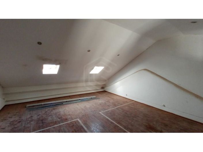 Image No.14-3 Bed House for sale