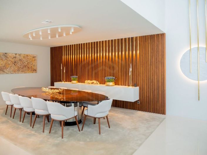 Image No.12-8 Bed House for sale