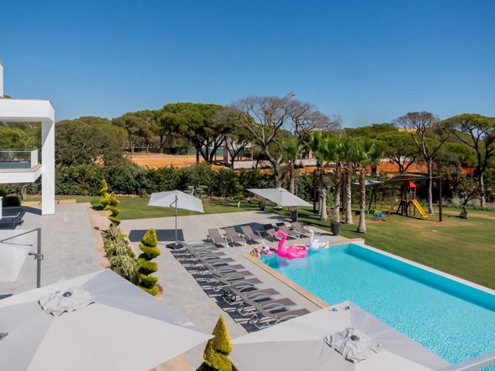 Image No.33-8 Bed House for sale