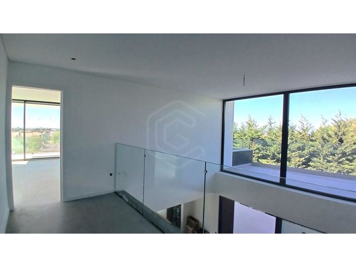 Image No.34-4 Bed House for sale