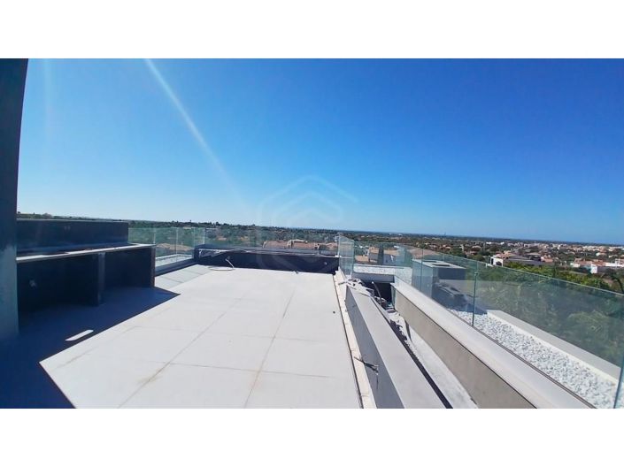 Image No.47-4 Bed House for sale