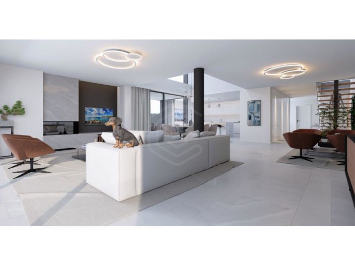 Image No.8-4 Bed House for sale